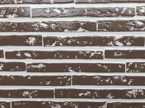 2色塗り外壁の拡大写真(ペイントホームズ水戸店の施工事例)