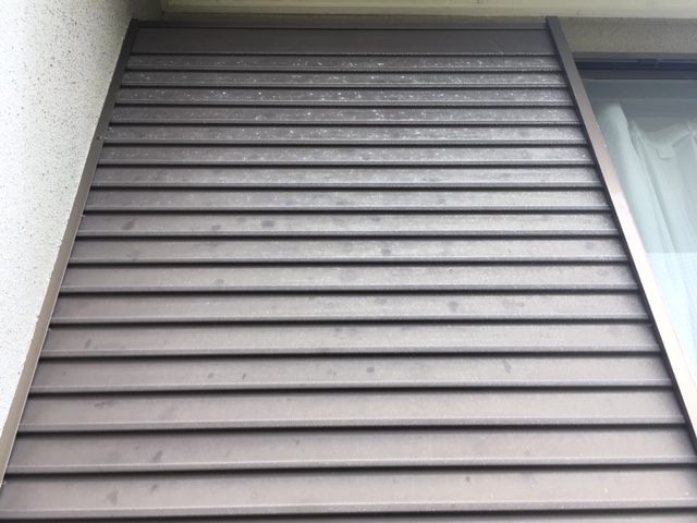 水戸市周辺で現地調査時に相談されやすい雨戸の色あせと表面劣化